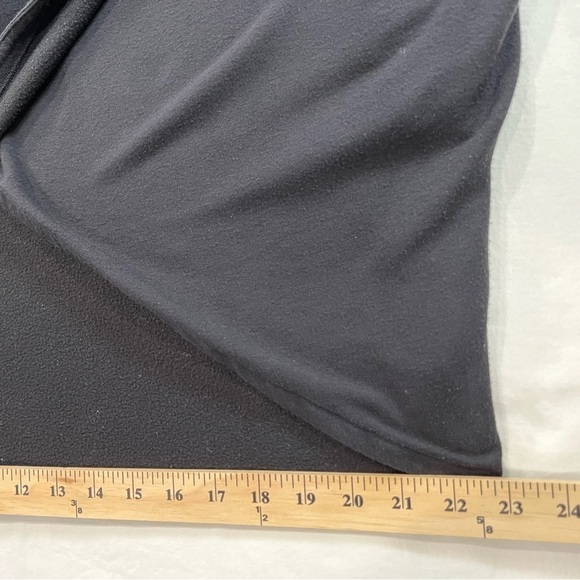 Athleta Purana Wrap Sweatshirt Black Size Medium Pockets Tumb-hole  Oversized - Picture 10 of 11